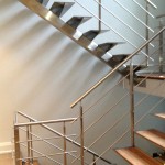 Stainless steel staircase crossbar railing